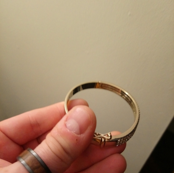 Givenchy bracelet w/ crystals & earrings - Picture 9 of 10